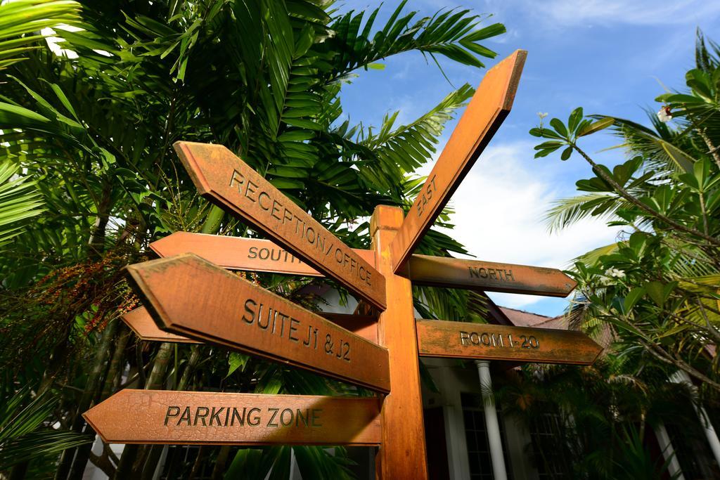 White Lodge Pantai Cenang  Exteriör bild